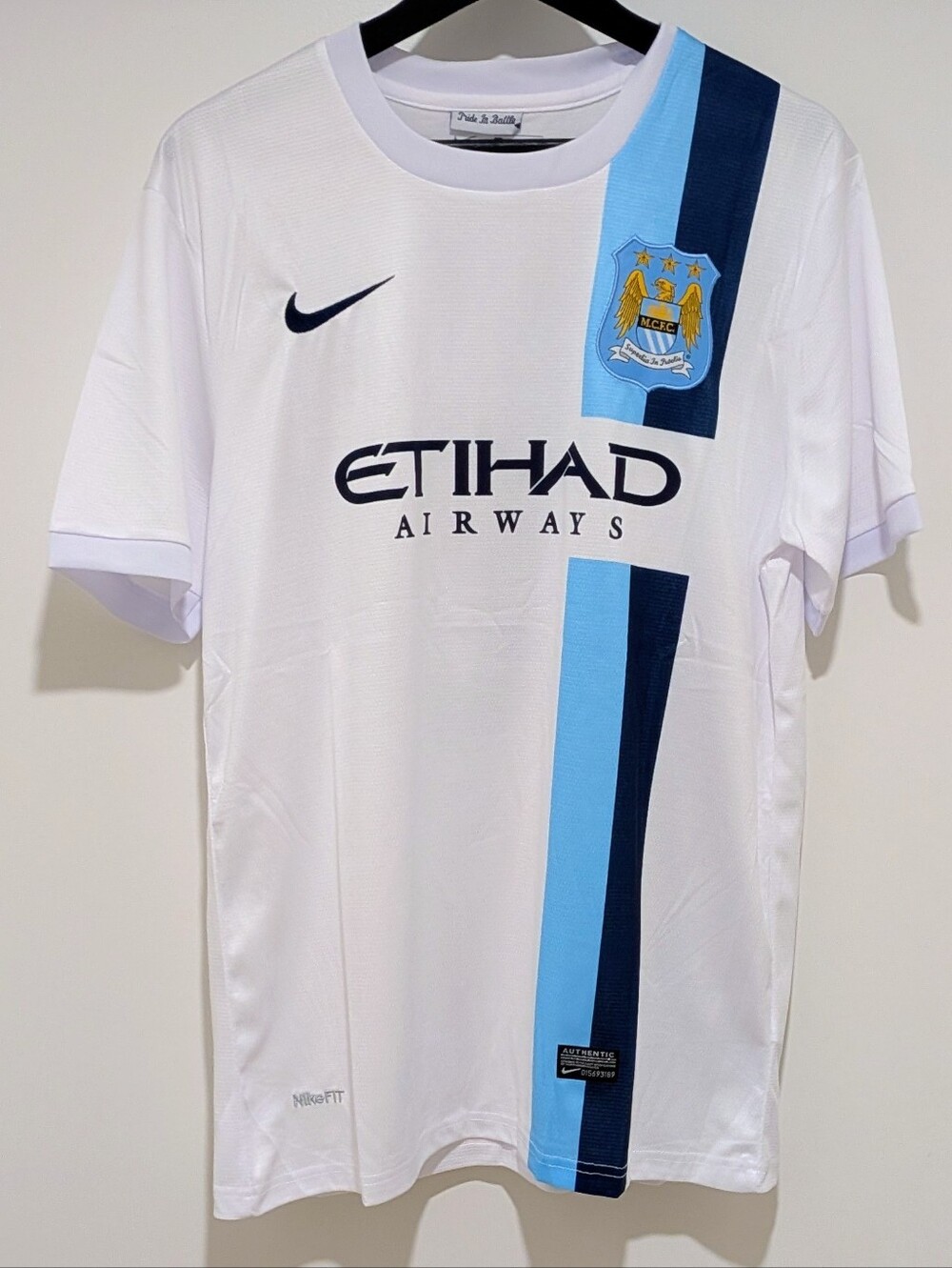 Manchester City Kun Aguero Retro Jersey 2013/14 Away White